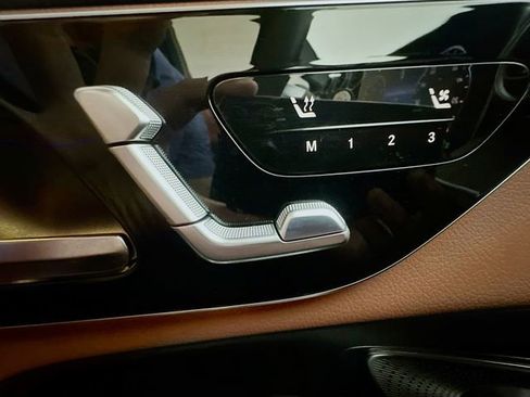 Certified 2023 Mercedes-Benz GLC 300 image 20
