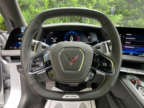 Used 2026 Chevrolet Corvette Z06 RWD image 21