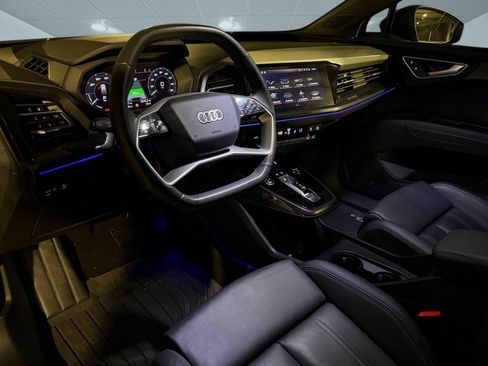 Used 2022 Audi Q4 e-tron Prestige AWD/4WD image 4