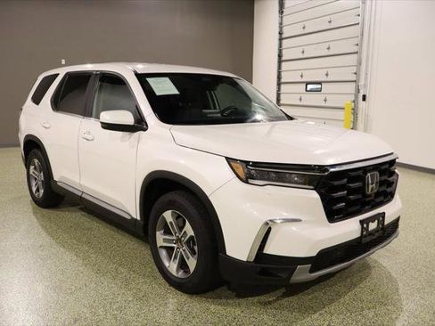 Used 2023 Honda Pilot EX-L image 1