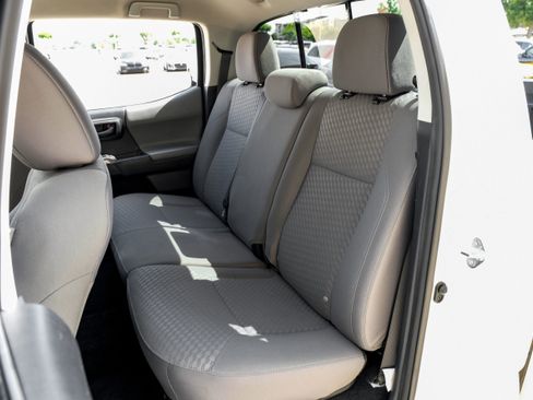 Used 2021 Toyota Tacoma SR5 RWD image 37