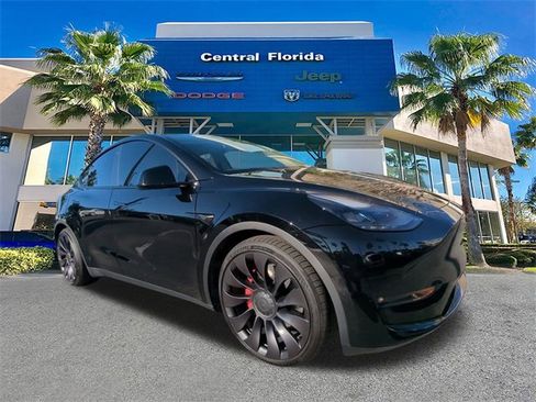 Used 2022 Tesla Model Y Performance image 2