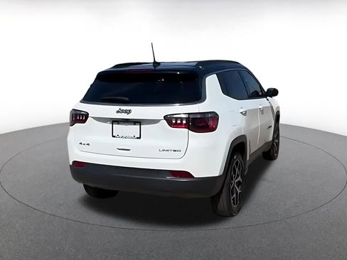 Used 2025 Jeep Compass Limited AWD/4WD image 14