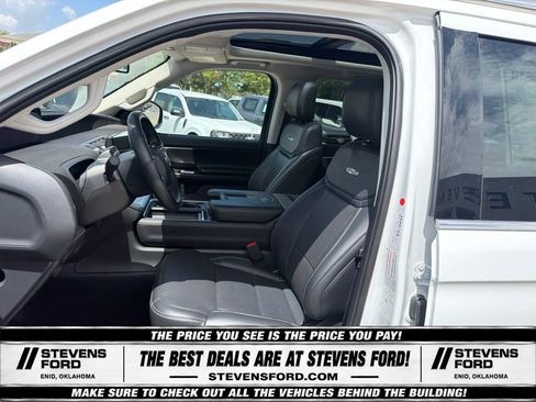 Used 2025 Ford Expedition Max Platinum AWD/4WD image 15