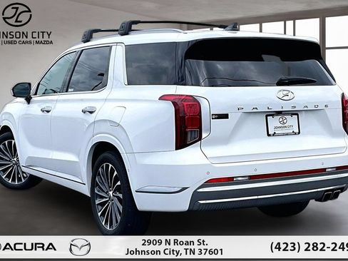 Used 2023 Hyundai Palisade Calligraphy FWD image 13