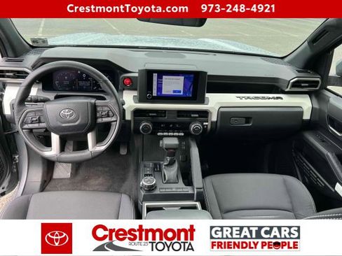 Used 2024 Toyota Tacoma TRD Off-Road image 9