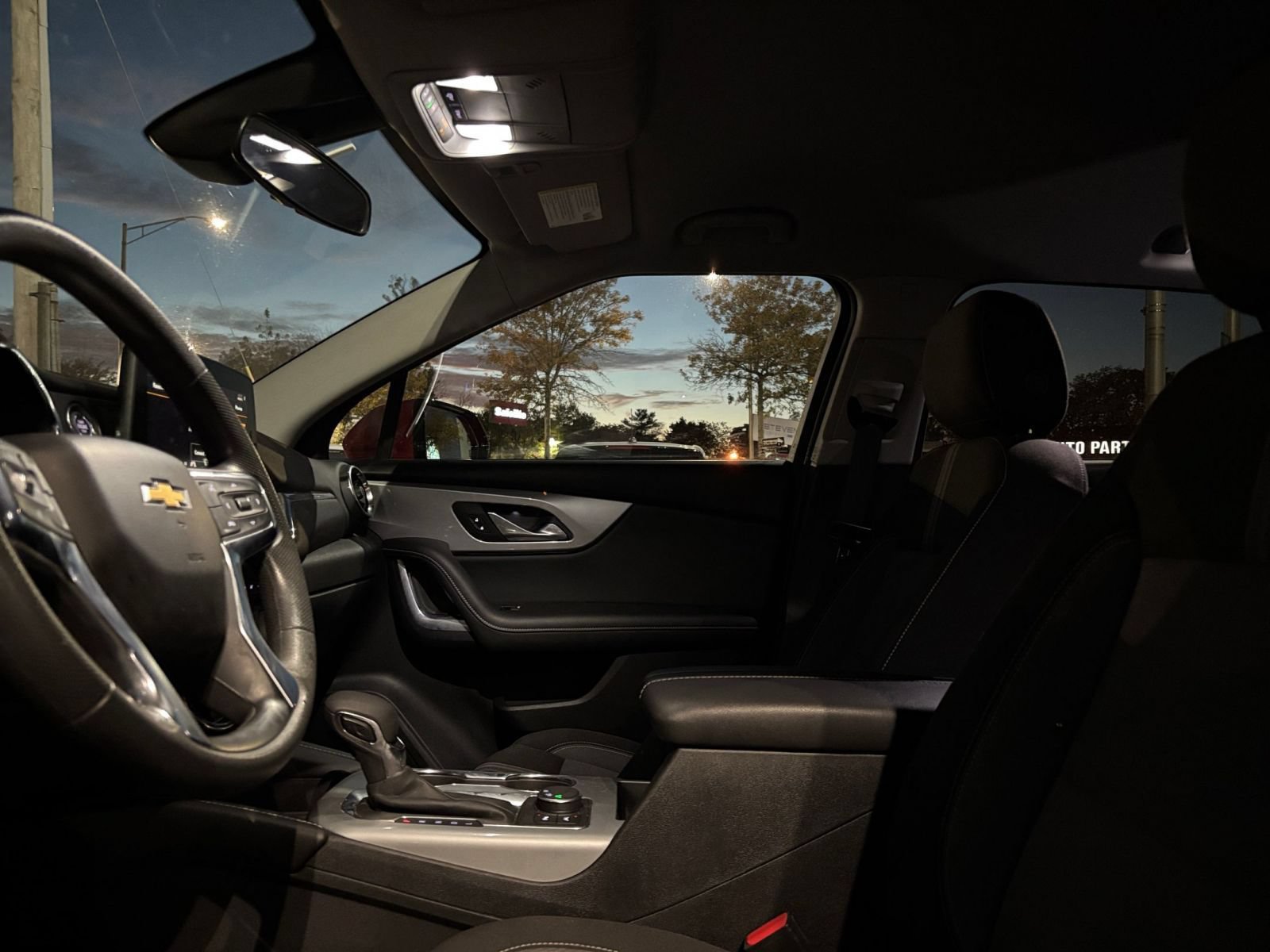 Used 2026 Chevrolet Blazer LT FWD image 25