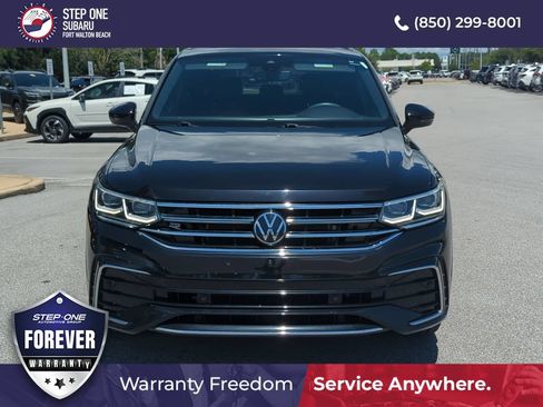 Used 2024 Volkswagen Tiguan SEL R-Line AWD/4WD image 10