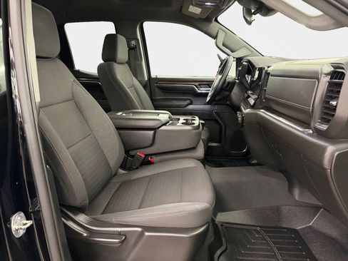 Used 2023 Chevrolet Silverado 1500 LT image 12