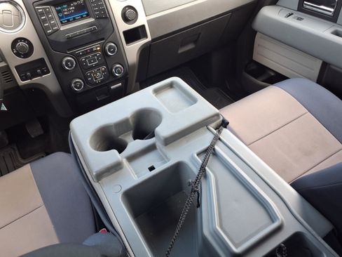 Used 2014 Ford F150 XLT w/ Equipment Group 302A Luxury image 9