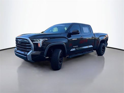Used 2022 Toyota Tundra Limited image 3