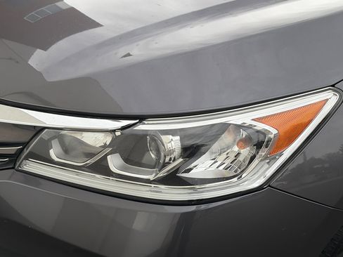 Used 2017 Honda Accord EX image 9