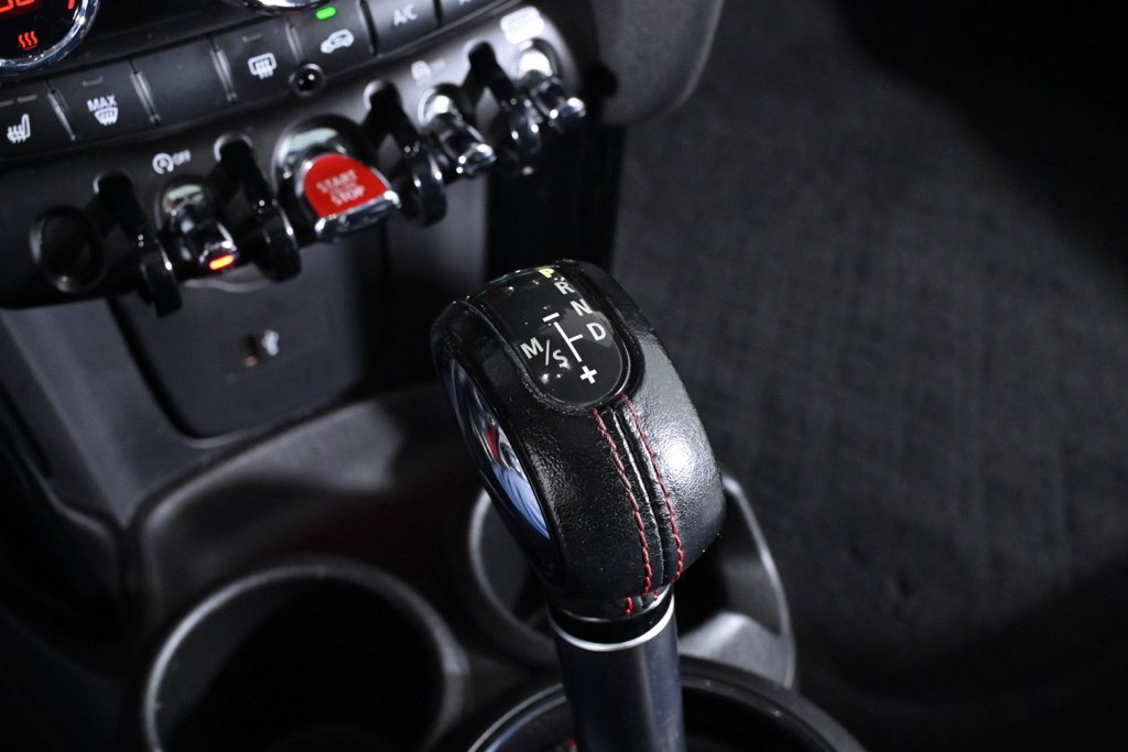 Used 2019 MINI Cooper S w/ Premium Package FWD image 20