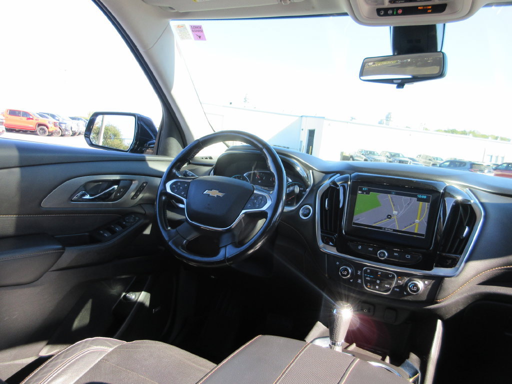 Used 2019 Chevrolet Traverse Premier w/ Driver Confidence II Package FWD image 28