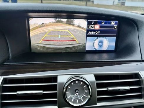 Used 2015 Lexus LS 460 AWD image 10