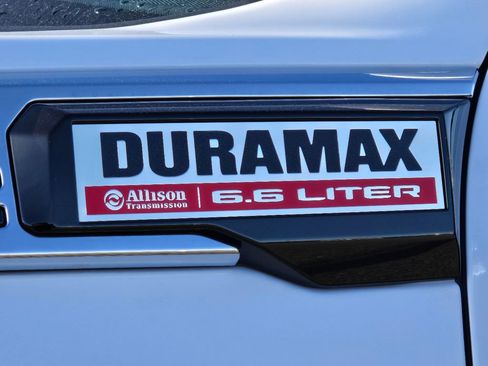 New 2025 GMC Sierra 2500 SLE w/ SLE Value Package; image 12