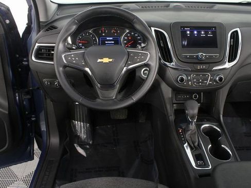 Used 2024 Chevrolet Equinox LT image 10