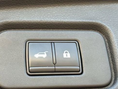 Used 2024 Nissan Pathfinder SL image 33