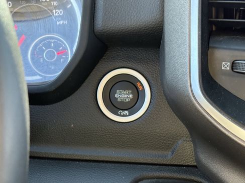 Used 2025 RAM 1500 Big Horn image 25