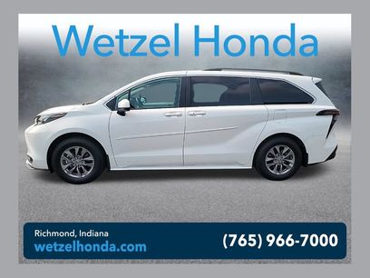 Used 2025 Toyota Sienna LE