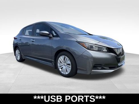Used 2025 Nissan Leaf S FWD image 5