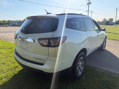 Used 2016 Chevrolet Traverse LT AWD/4WD image 5