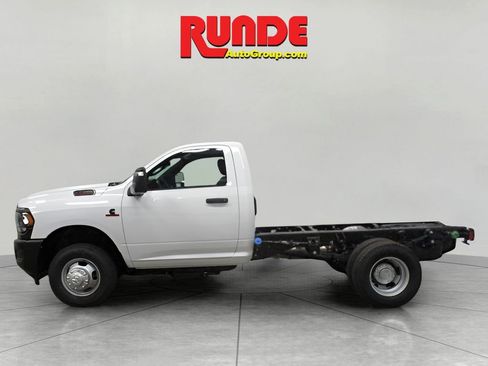 Used 2024 RAM 3500 Tradesman image 5