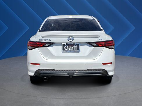 Used 2020 Nissan Sentra SR w/ Electronics Package FWD image 4