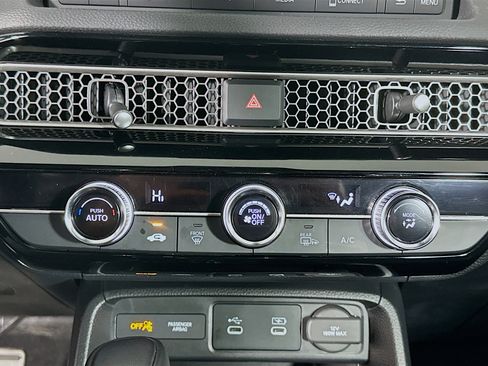 Used 2025 Honda Civic Sport image 21