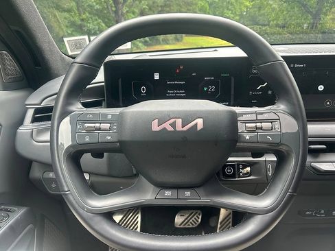Used 2024 Kia EV9 GT-Line AWD/4WD image 7