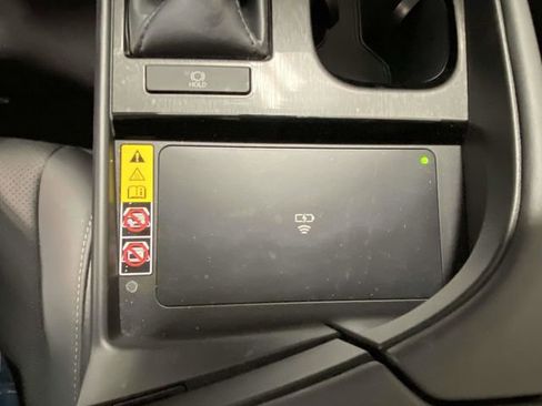 Used 2025 Lexus ES 350 w/ Premium Package image 18