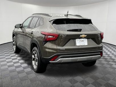 Used 2024 Chevrolet Trax LT