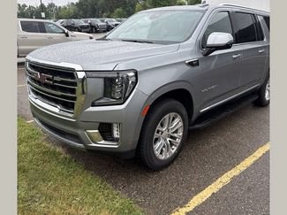 Used 2023 GMC Yukon XL SLT w/ SLT Premium Package AWD/4WD video 1