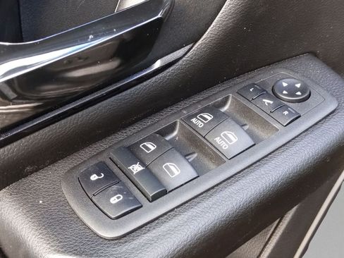 Used 2022 RAM 1500 Big Horn AWD/4WD image 21