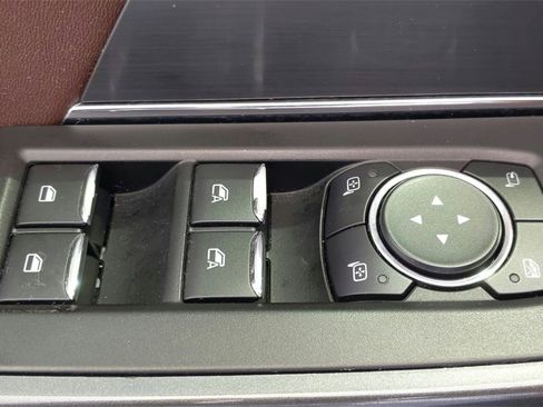 Used 2021 Ford F150 Lariat image 16