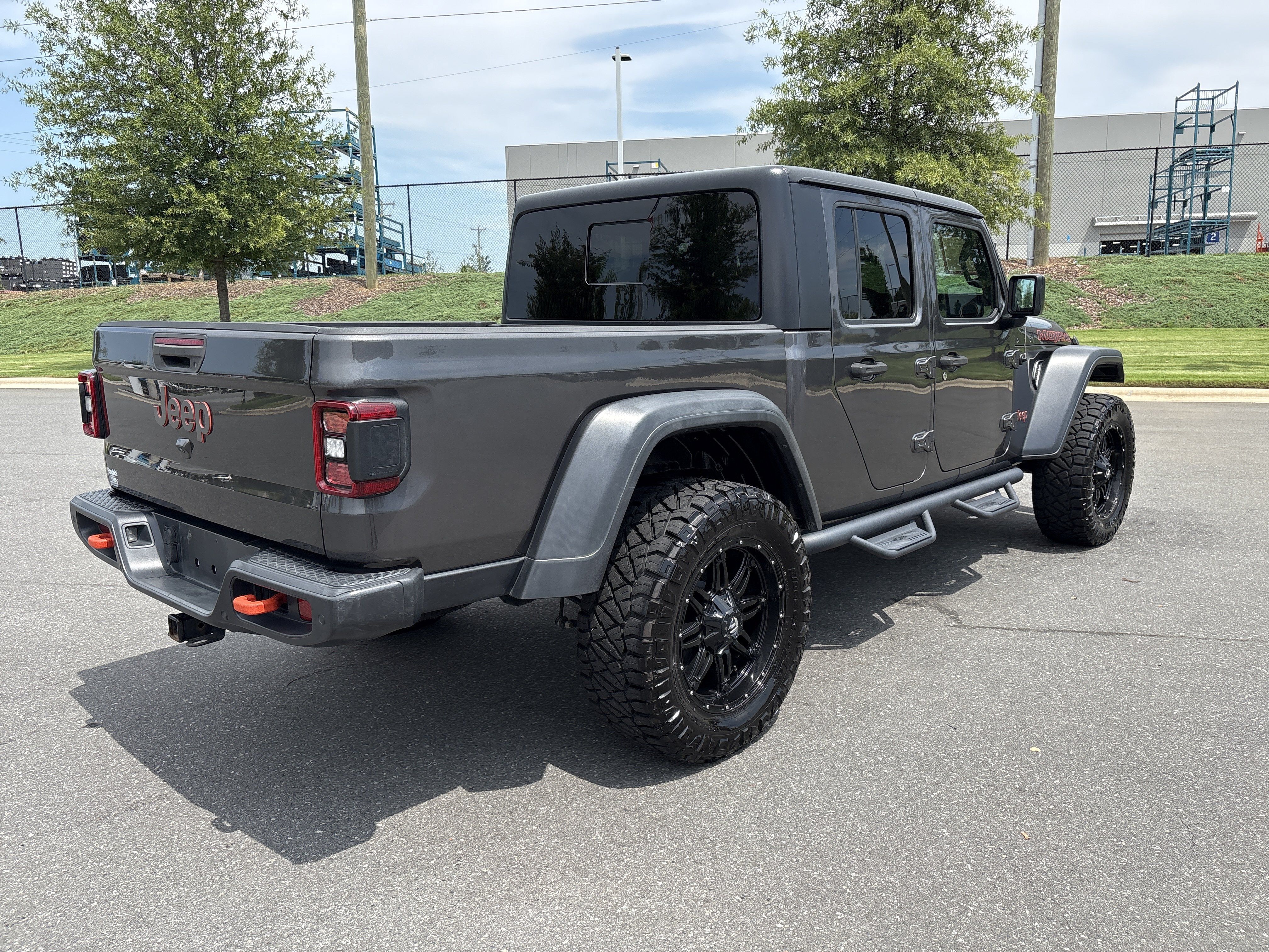 Used 2020 Jeep Gladiator Mojave AWD/4WD image 9