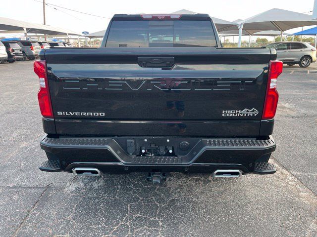 Used 2025 Chevrolet Silverado 1500 High Country AWD/4WD image 7