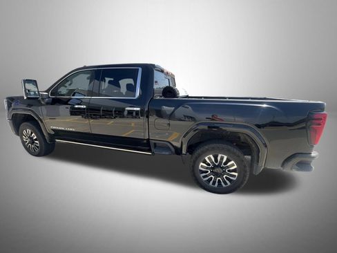 Used 2024 GMC Sierra 2500 Denali Ultimate AWD/4WD image 6