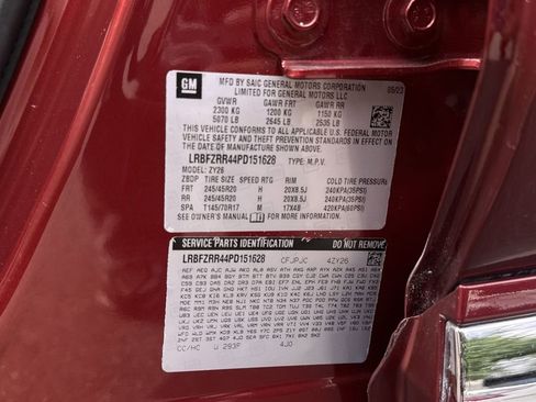Used 2023 Buick Envision Avenir FWD image 28