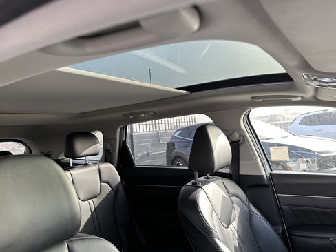 Certified 2024 Kia Sorento SX image 15