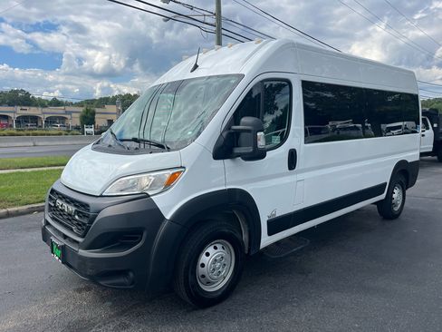 Used 2023 RAM ProMaster 2500 w/ Premium Convenience Group (B) image 6