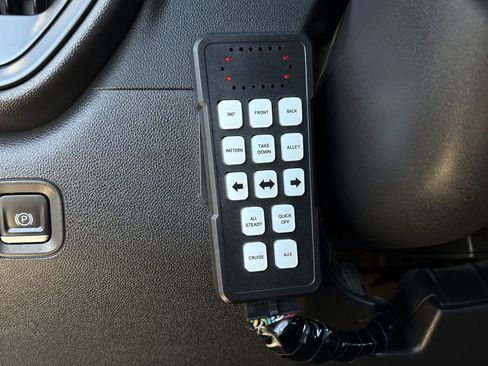 Used 2023 Chevrolet Silverado 1500 W/T w/ Trailering Package image 23