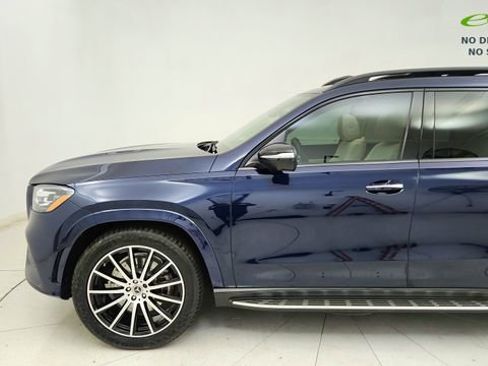 Used 2022 Mercedes-Benz GLS 450 4MATIC image 7