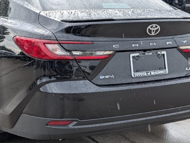 Used 2025 Toyota Camry LE w/ Convenience Package FWD image 8