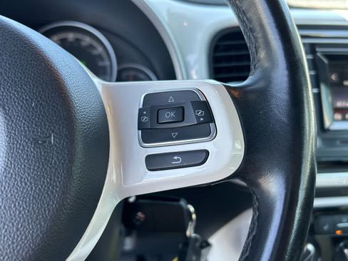 Used 2018 Volkswagen Beetle 2.0T S image 25