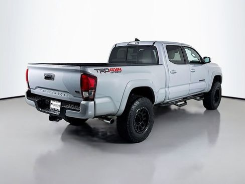 Used 2019 Toyota Tacoma TRD Sport w/ Exterior Package image 5
