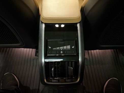 Used 2023 Volvo S90 B6 Ultimate w/ Protection Package Premier AWD/4WD image 19