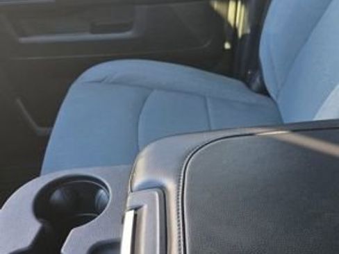 Used 2022 RAM 2500 Big Horn w/ Level C Equiment Group image 26