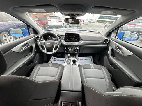 Used 2024 Chevrolet Blazer LT w/ Convenience Package image 21