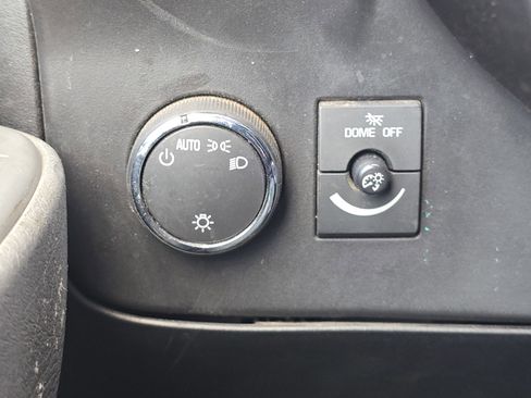 Used 2019 Chevrolet Express 2500 RWD 2500 135 w/ Communications Package image 17